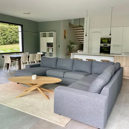 Elegante Sous Les Pins, Piscine Villa